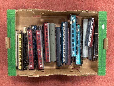 Lot 475 - Twenty Three OO Gauge Coaches by Triang,...