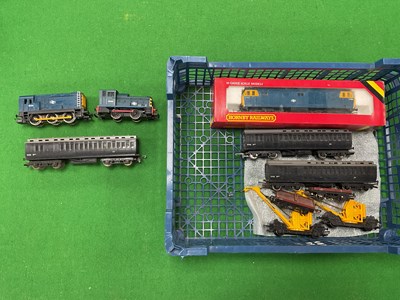 Lot 639 - An 00 gauge BR Blue engineering train,...