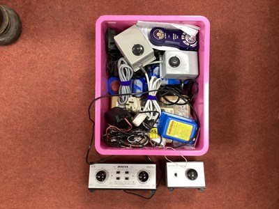 Lot 464 - A quantity of model railway control equipment...