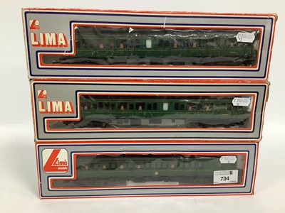 Lot 704 - A Lima OO Gauge BR Green DMU Power Car W51342...