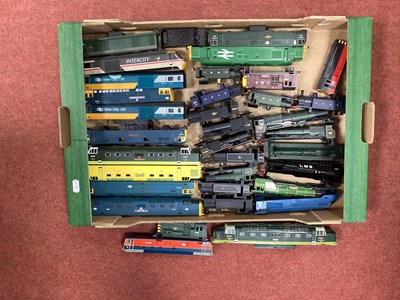 Lot 436 - Approximately thirty-five 00 scale locomotive...