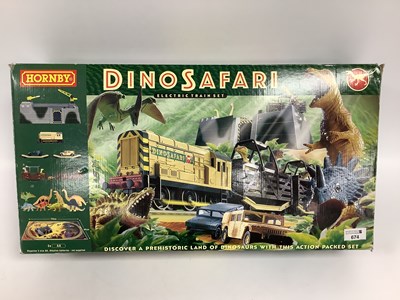 Lot 674 - A boxed Hornby 00 gauge "Dino Safari" train...