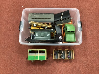 Lot 432 - Nine 'G' Gauge/10mm Unboxed Items of Rolling...