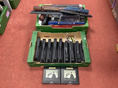Lot 403 - Approximately twenty 00 scale static model...