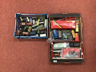 Lot 429 - Approximately Sixty 'OO' Gauge/4mm Unboxed...