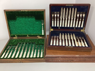 Lot 178 - A Set of Twelve Mother of Pearl Handled...