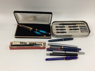 Lot 1323 - Swan Mabie Todd and Parker 'Slimfold' Ink Pens...