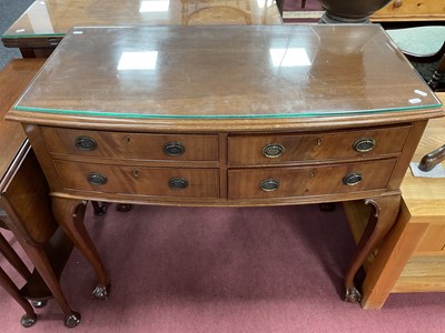 Lot 1559 - XX Century Mahogany Bow Fronted Cutlery Chest...