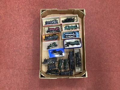 Lot 413 - Sixteen 'OO' Gauge/4mm Kit Built/Adapted Tank...