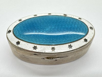 Lot 35 - An Edwardian Hallmarked Silver Enamel Pill Box,...