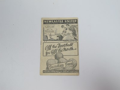 Lot 844 - 1938-39 Newcastle United v Norwich City...