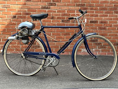 Lot 1004 - 1970's Raleigh Wayfarer bicycle in blue with...