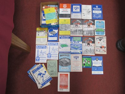 Lot 820 - 1950s Programmes including 57-8 Leeds v...