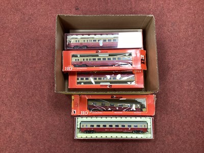 Lot 430 - Two Rivarossi 'HO' Gauge Continental Outline...