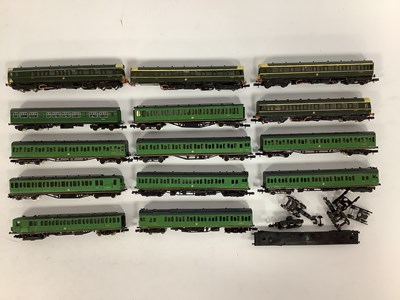 Lot 688 - A collection of scratch/kit built N gauge...