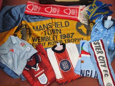 Lot 465 - Mansfield Town 1987 Freight Rover Final Silk...