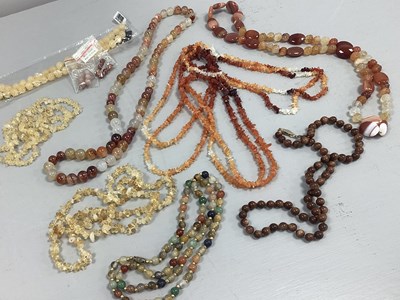 Lot 224 - An Assortment of Hardstone Jewellery, to...
