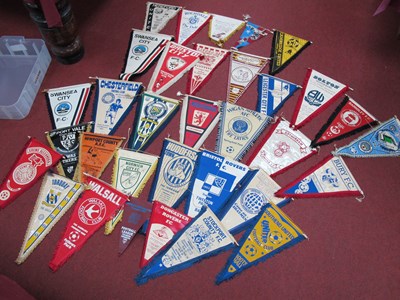 Lot 617 - Pennants - English League Clubs, triangular,...