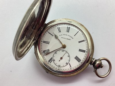Lot 293 - H.E. Peck London; A Hallmarked Silver Cased...