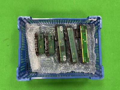 Lot 361 - Five 00 gauge BR green locomotives including...