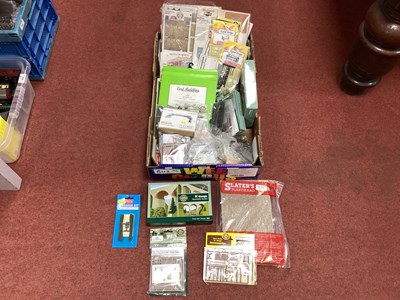 Lot 342 - A Quantity of N Gauge / 2mm Lineside Buildings...