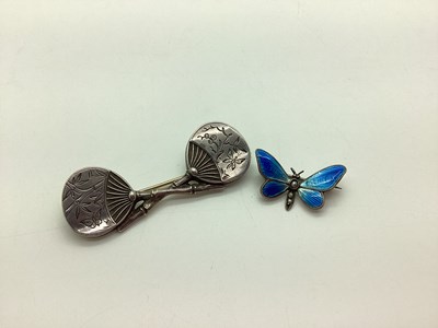 Lot 164 - A Chinese Fan Brooch, together with a dainty...