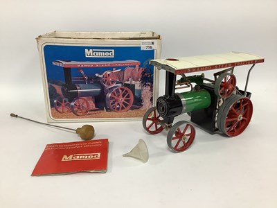 Lot 716 - A Mamod 'Live Steam' Tractor TE1A. Accessories...