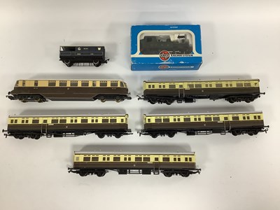 Lot 652 - An 00 gauge Great Western Branch Line set...