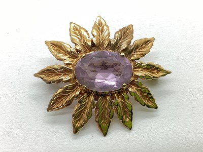 Lot 110 - A 9ct Gold Single Stone Flowerhead Brooch, of...