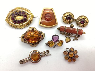 Lot 179 - A Small Collection of Antique and Vintage...