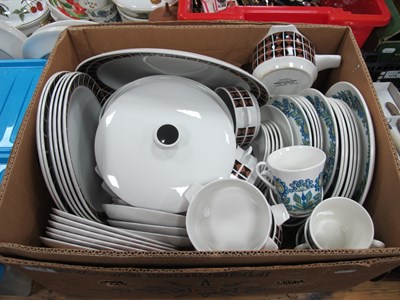 Lot 1113 - A Midwinter 'Diagonal' Pattern Part Dinner...