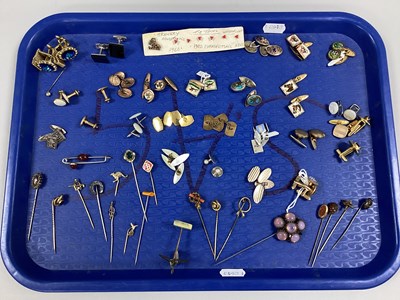 Lot 280 - A Collection of Vintage and Later Gent's...