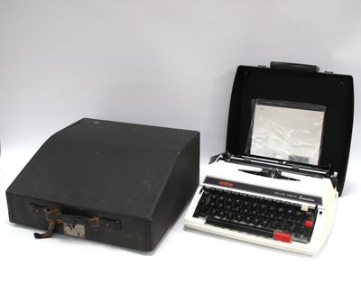 Lot 1476 - Two Typewriters, one a Brother Deluxe 660TR...