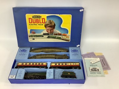Lot 764 - A Hornby Dublo 3 Rail EDP12 Passenger Train...