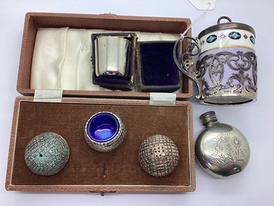 Lot 41 - A Novelty Plated Golf Ball Form Three Piece...