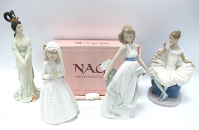 Lot 1184 - Nao Ballerina 23.5cm tall, 'Walking on Air'...