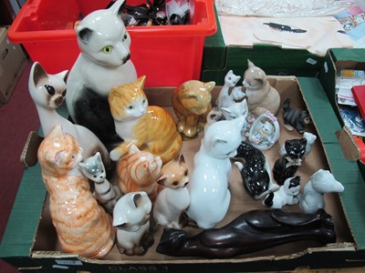 Lot 1110 - Pottery Cats, including Beswick, Just Cats &...