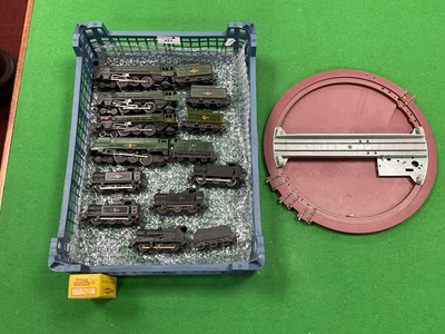 Lot 471 - Eight Triang TT locomotives: three "Britannia"...