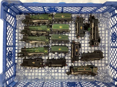 Lot 605 - Eleven Triang TT locomotives: four "Castle...