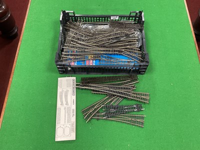 Lot 491 - Approximately fifty-five 00 gauge points, a...