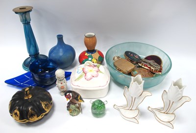 Lot 1171 - Stratton and Other Compacts and Pill Boxes,...