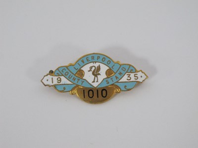 Lot 575 - Horse Racing - 1935 Members Enamelled Badge...