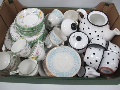 Lot 1026 - Royal Doulton 'Hampton Court' Pattern Part Tea...