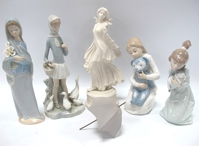 Lot 1196 - Lladro Figurine Girl with Ducklings and...