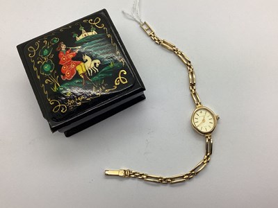 Lot 252 - Accurist; A 9ct Gold Cased Ladies Wristwatch,...