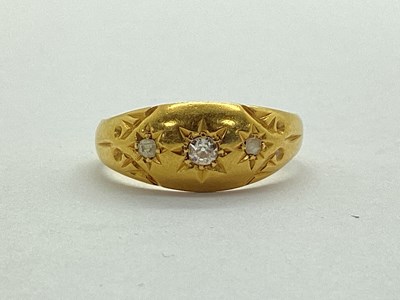 Lot 36 - An Antique Style Three Stone Diamond Ring,...