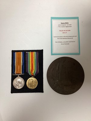 Lot 607 - WWI Gordon Highlanders Medal Duo, comprising...