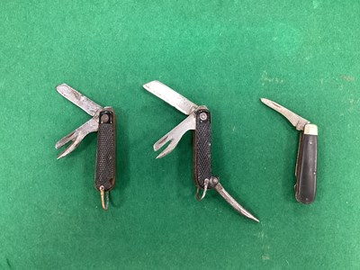 Lot 536 - WWII Military Jack Knife with Marlin Spike and...
