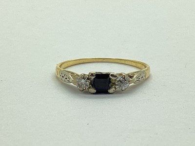 Lot 43 - A Dainty Diamond Set Three Stone Ring, (finger...