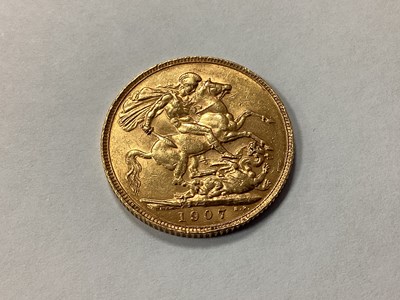 Lot 689 - 1907 Edward VII Gold Sovereign.